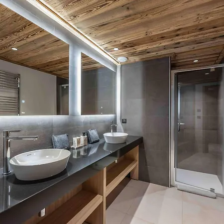 Duplex Moderne Pres Des Pistes Avec Parking - Fr-1-562-87 Куршевель